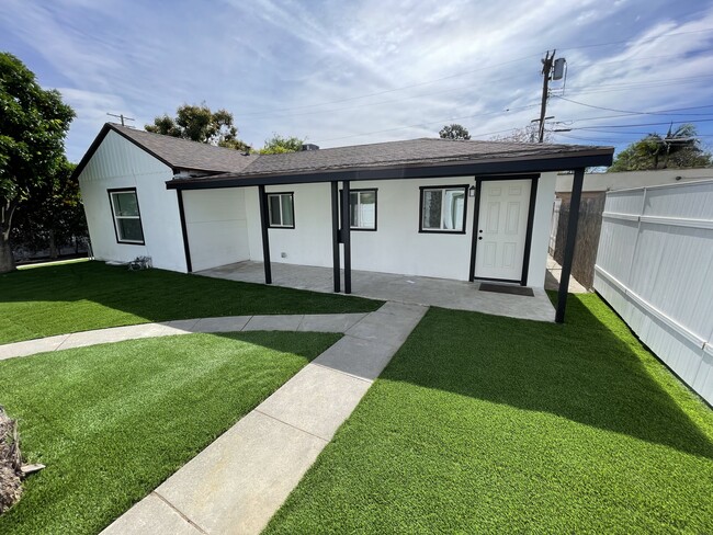 Photo - 340 W Alameda Ave Unit House