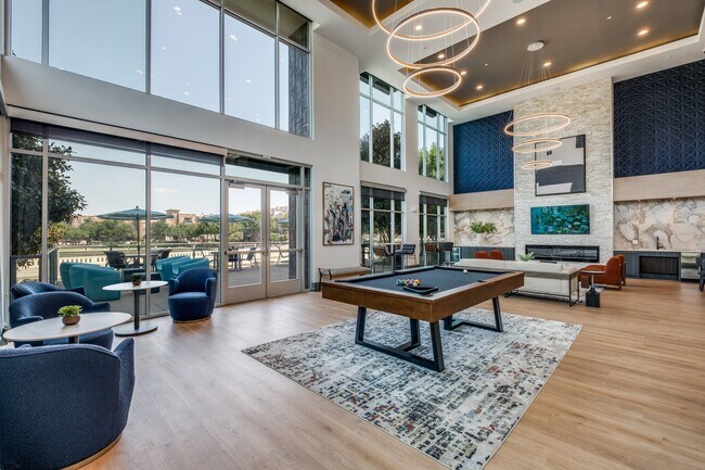 Fountain Pointe Las Colinas