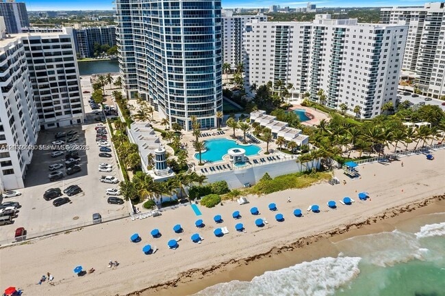 Building Photo - 3101 S Ocean Dr Unit 1106