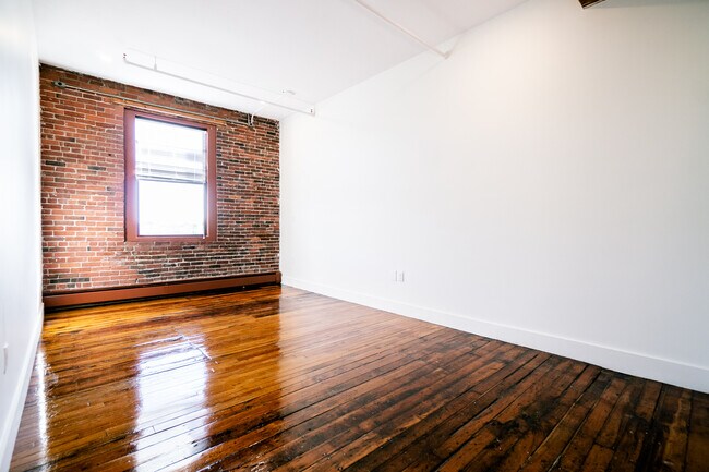 Photo - 748 Tremont St Unit 4