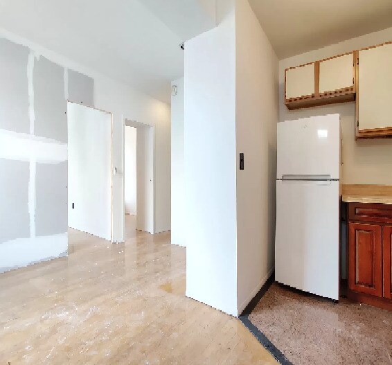 Photo - 214-216 First Ave