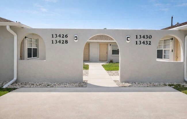 Building Photo - 13432 Pine Needle Ln
