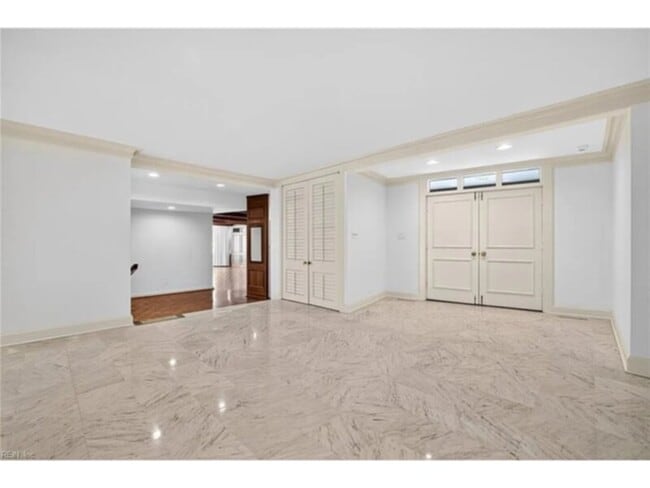 Photo - 5 Bedroom 5 Bathroom