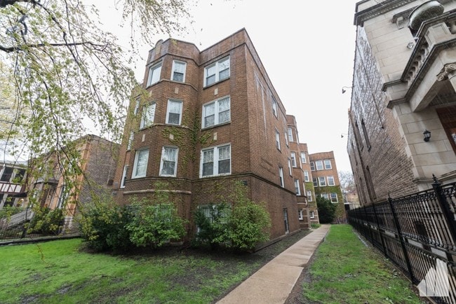 Photo - 4923 N Hermitage Ave Unit 4923-1