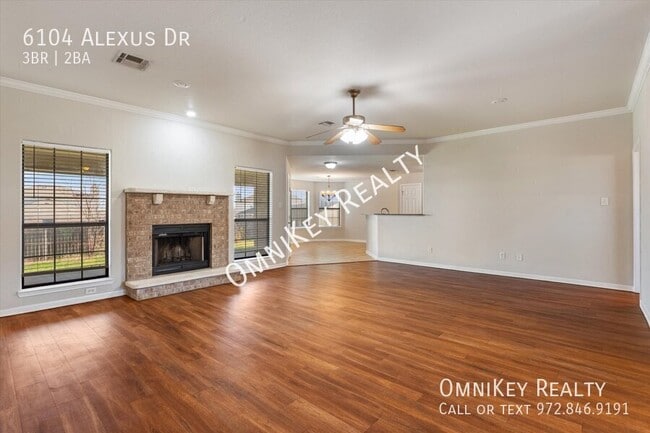 Photo - 6104 Alexus Dr