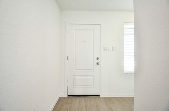 Photo - 26814 Scarlet Willow Dr