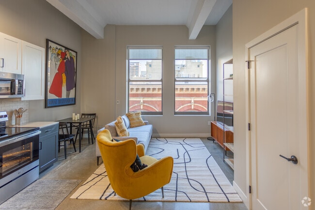 1BR, 1BA - 511 SF