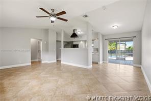 827 NW 87th Ave