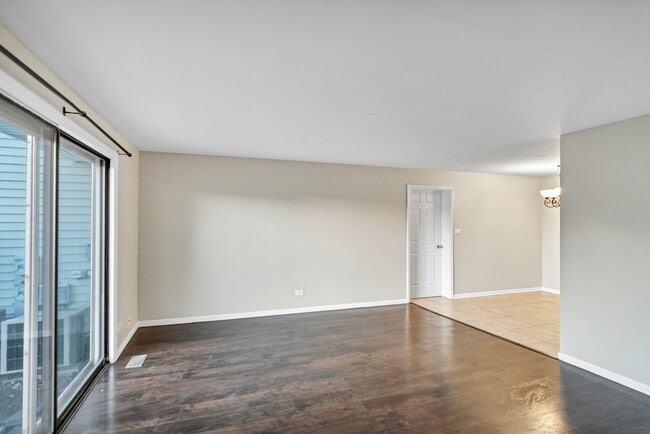 Photo - 1321 Yarmouth Ct Unit 662