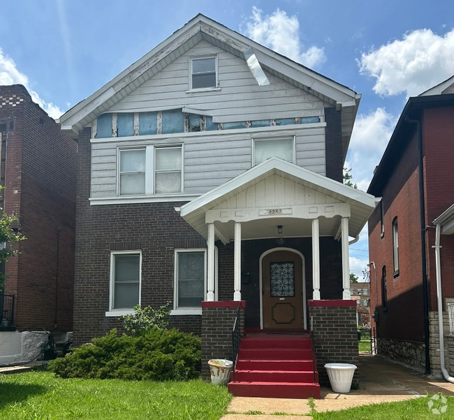 Building Photo - 4253 Holly Ave Rental