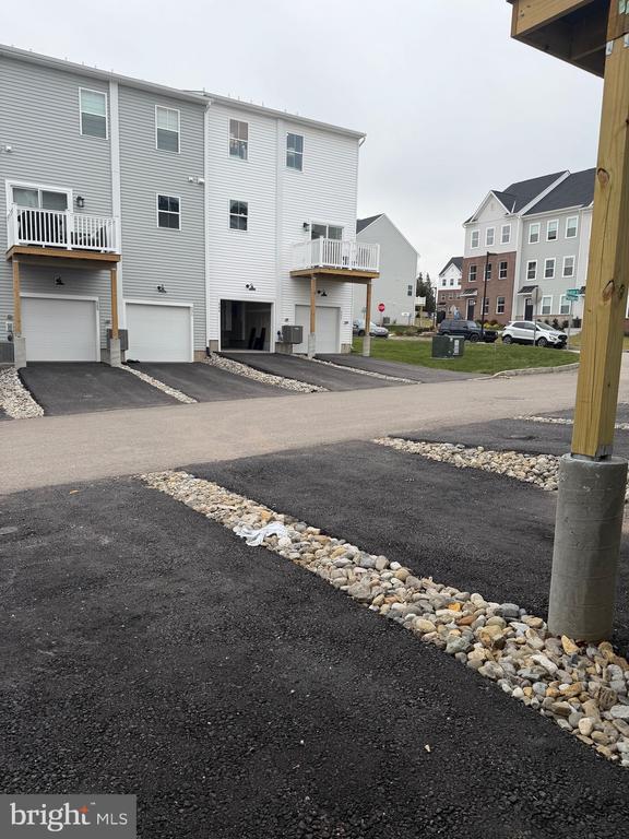 Photo - 763 Platinum Dr