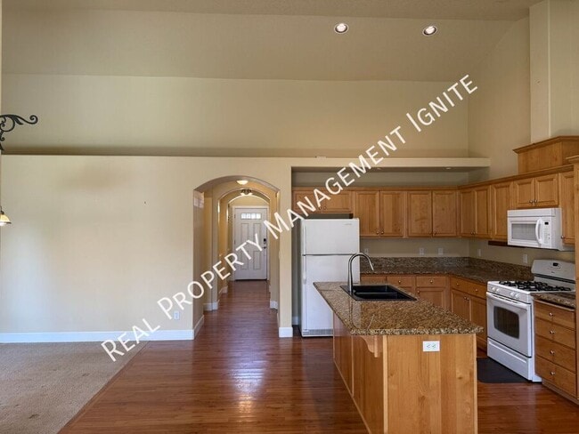 Photo - 20633 Couples Ln