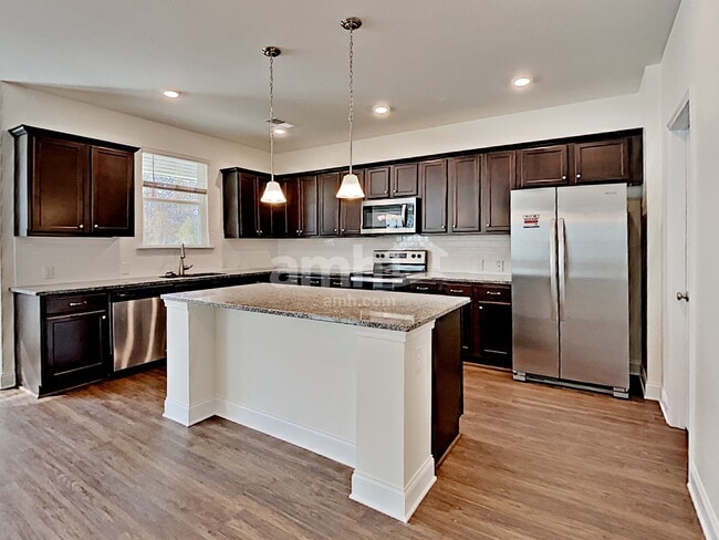 Photo - 204 Glenwood Dr