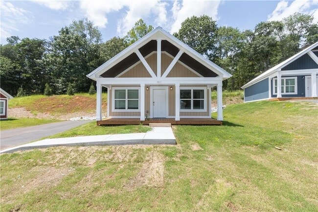 Building Photo - 1025 Smyzer Rd