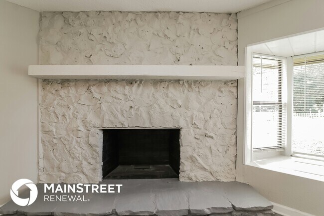 Photo - 2411 Chase Ave