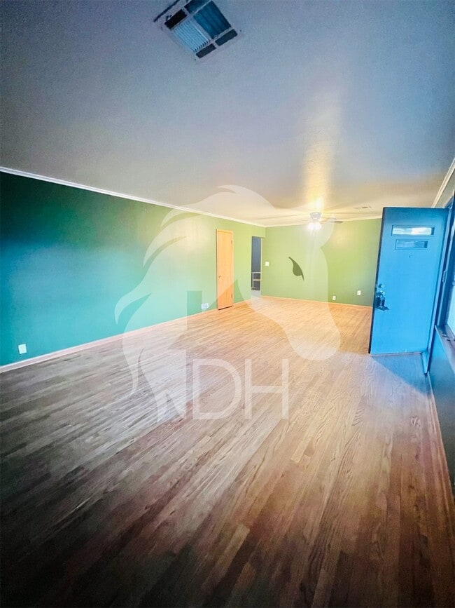 Photo - "Charming 4-Bedroom Home with Beautiful Hardwood Floors on South Harding Street!"