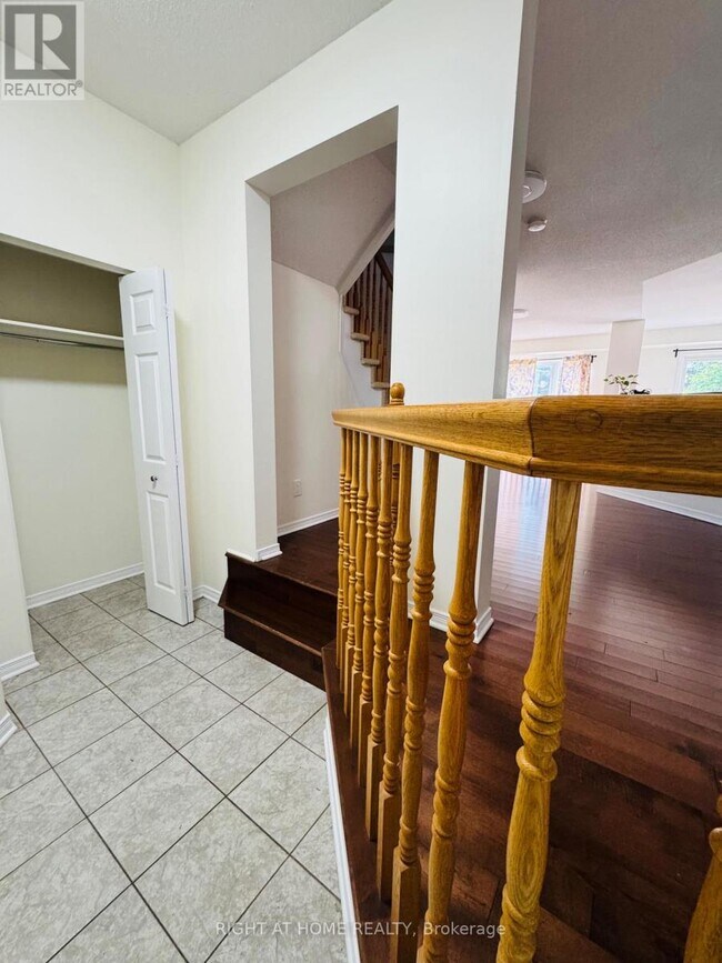 Photo - 1069 Marconi Ave