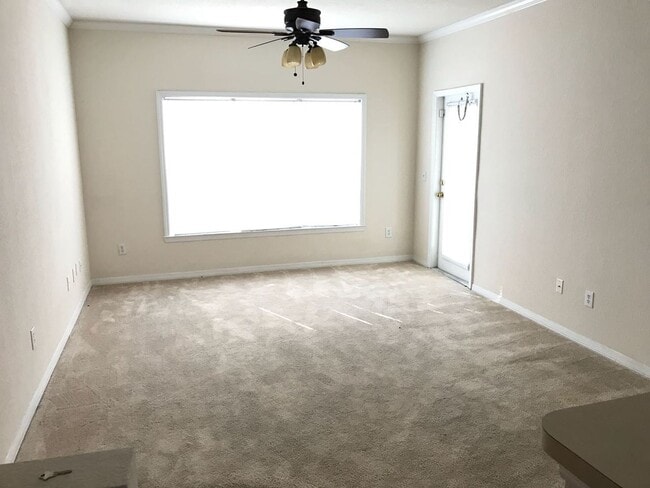 Photo - Beautiful 1-Bedroom Apartment for Rent in Mosaic at Millenia