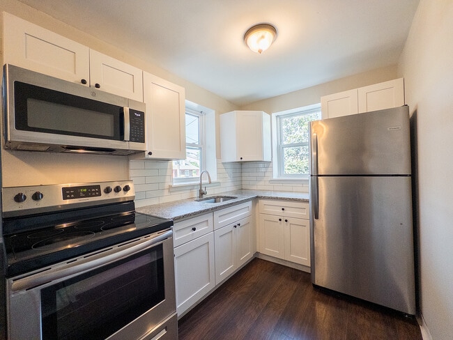 Photo - Parkside Apartments