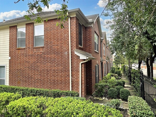 Photo - 2211 Runnels St