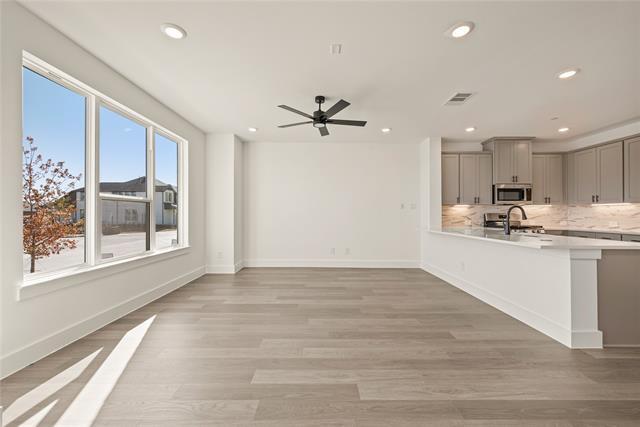 Photo - 9609 Dahlia Blvd