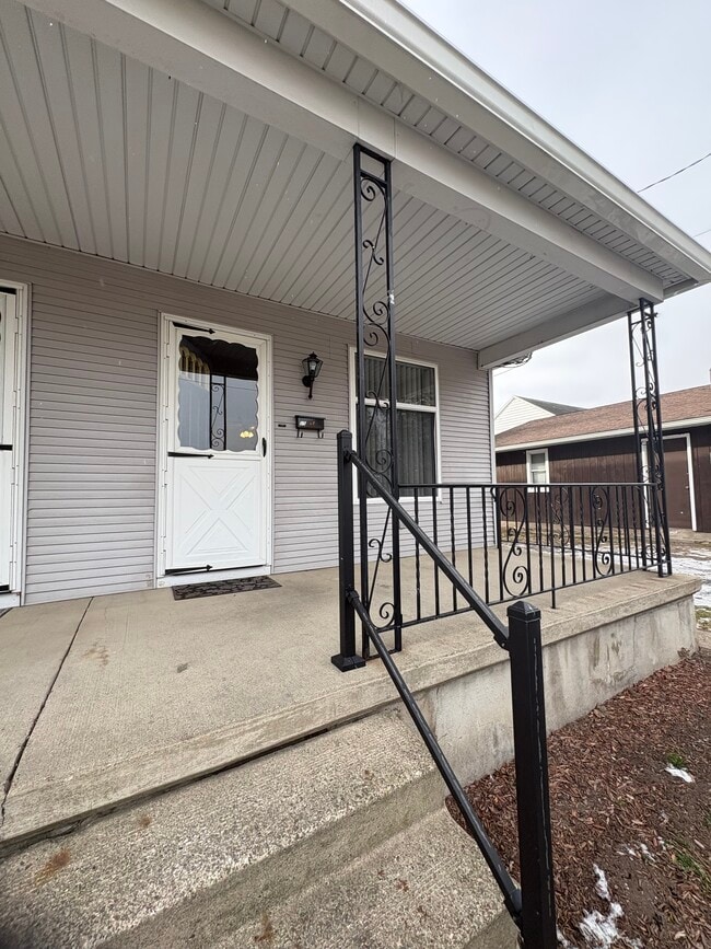 Photo - 25 Saint David St