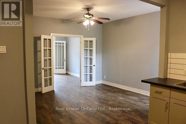 Photo - 2 Main St E Unit 2