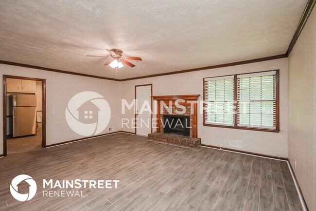 Photo - 2245 Pinewood Dr