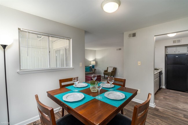 Photo - 2609 Embarcadero Dr Unit Apt 277