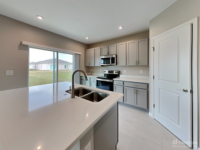 Photo - 212 Garnet Ave