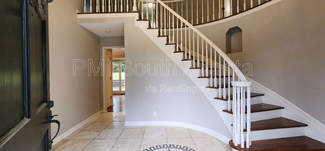 Photo - 40 Pheasant Dr SE