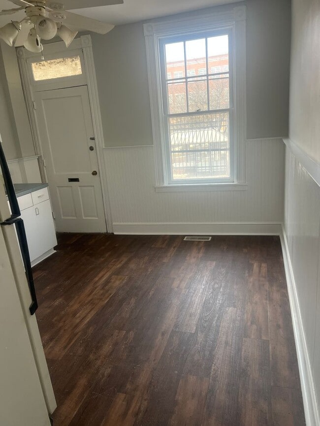 Photo - Spacious & Stylish 2-Bedroom Apartment with Modern Amenities – Ideal Location!