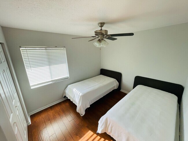 Photo - 4613 Bayshore Dr Unidad B5