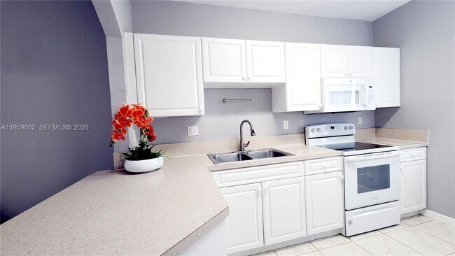 Photo - 741 SE 2nd St