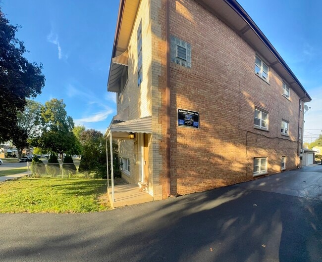 Photo - 1619 35th Ave House