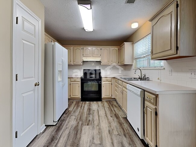 Photo - 12002 Cartgate Ln