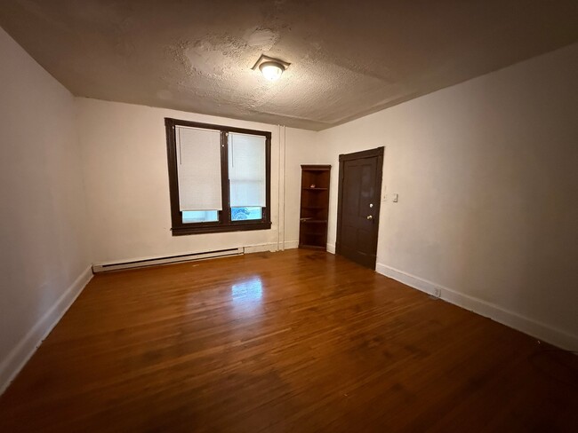 Photo - 806 W King St Unit A