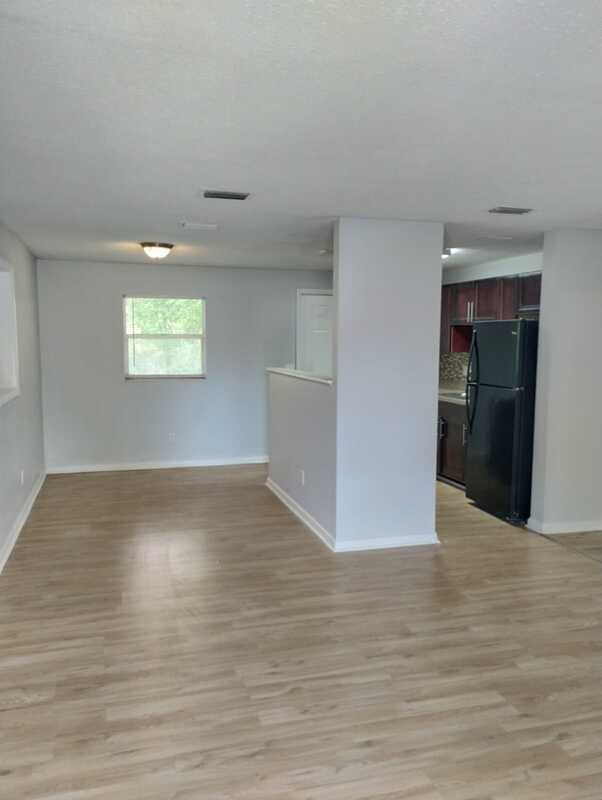 Photo - 893 Westgate Dr