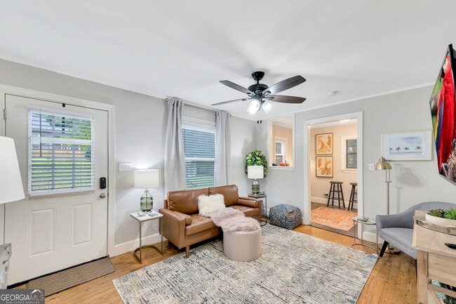 Photo - 192 Woods Dr NE