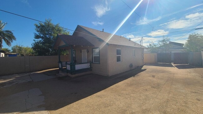 Photo - 1223 E Roosevelt St