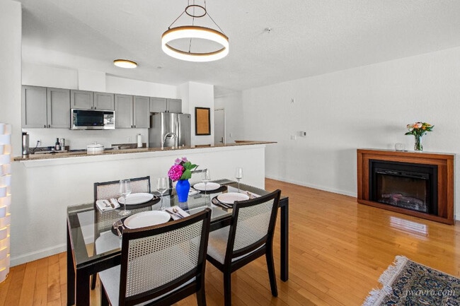 Photo - 323 29th St Unit C401