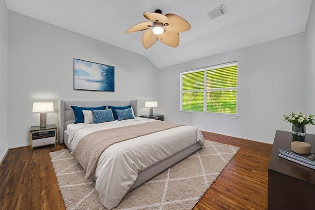 Building Photo - 230 W Stedhill Loop