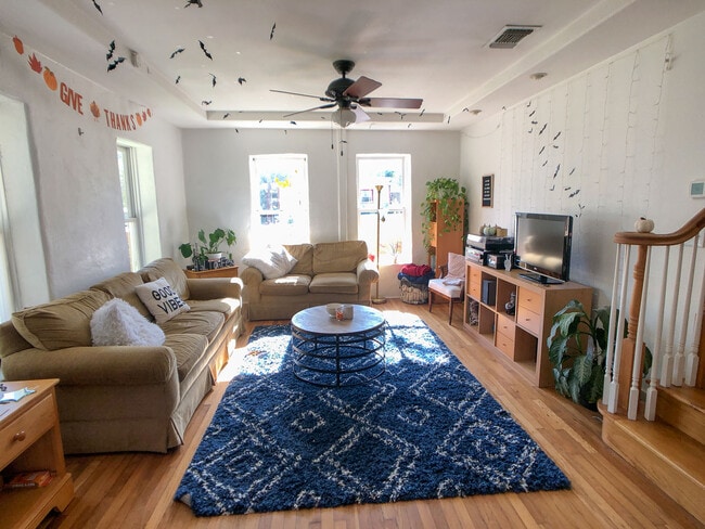 Photo - 5100 Avenue H House