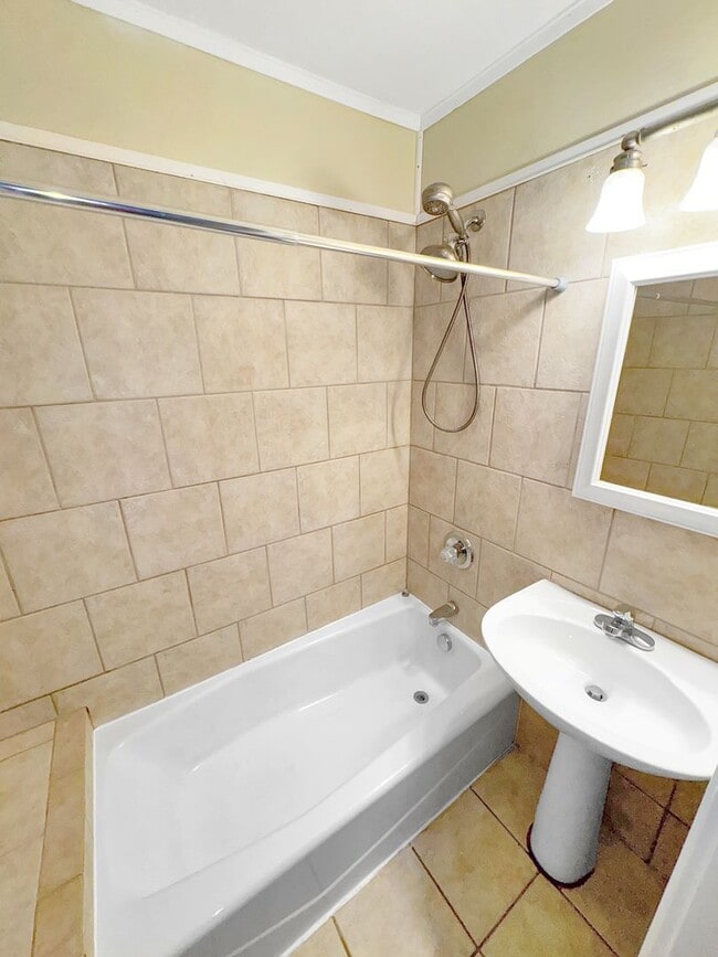 Photo - 6824 Hanna Lake Ave SE