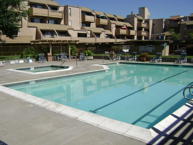 Photo - 5 Embarcadero W Unit Upon Request