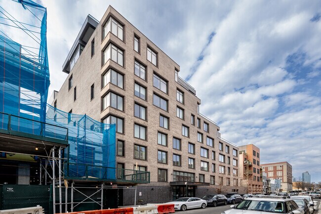 Photo - N7 Williamsburg