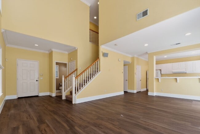 Photo - 10009 Kika Ct