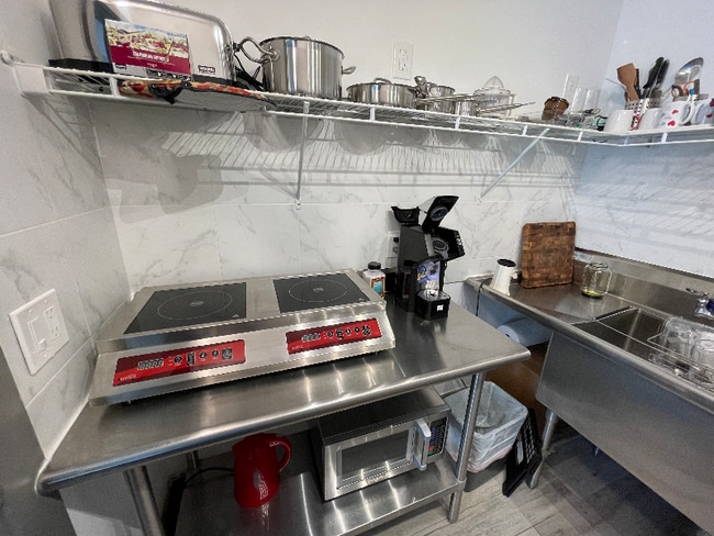 Photo - 2116 NE 8th Pl Unidad Efficiency