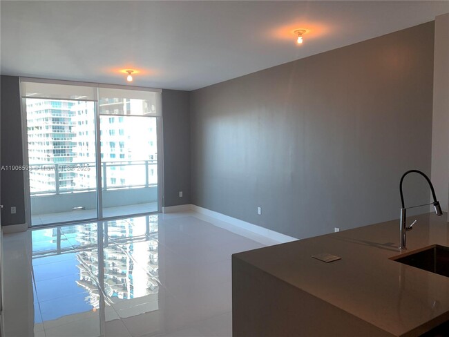Photo - 1080 Brickell Ave Unit 3003
