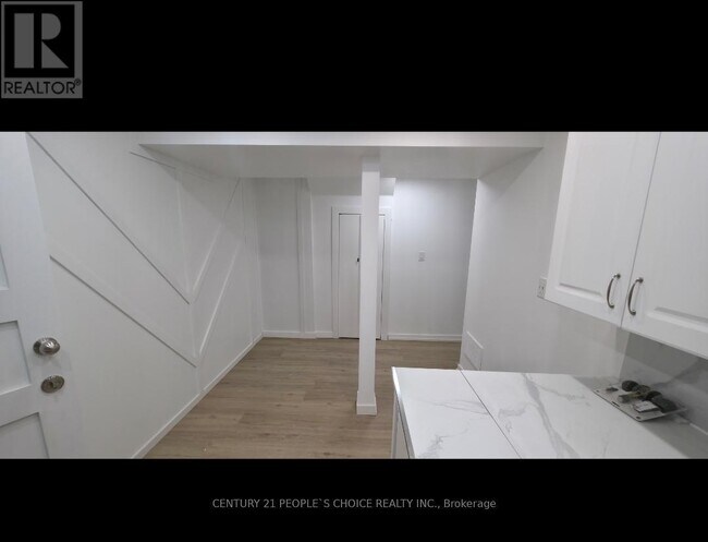 Photo - 582 Strouds Ln